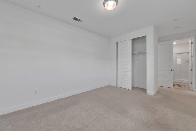 4651 Scenic Vista Dr, Folsom, CA 95630