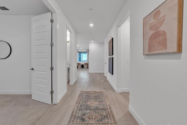 4651 Scenic Vista Dr, Folsom, CA 95630