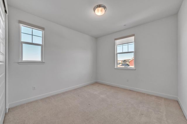 4651 Scenic Vista Dr, Folsom, CA 95630