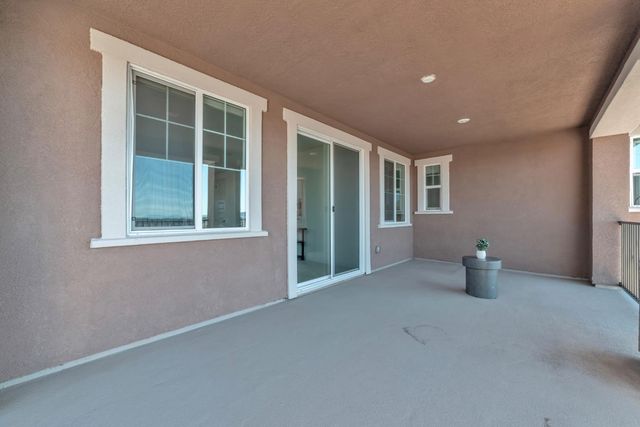 4651 Scenic Vista Dr, Folsom, CA 95630