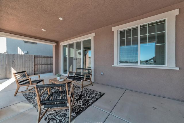 4651 Scenic Vista Dr, Folsom, CA 95630