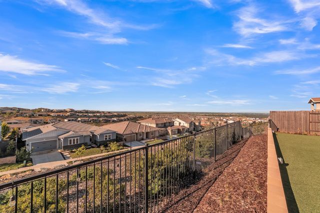 4651 Scenic Vista Dr, Folsom, CA 95630