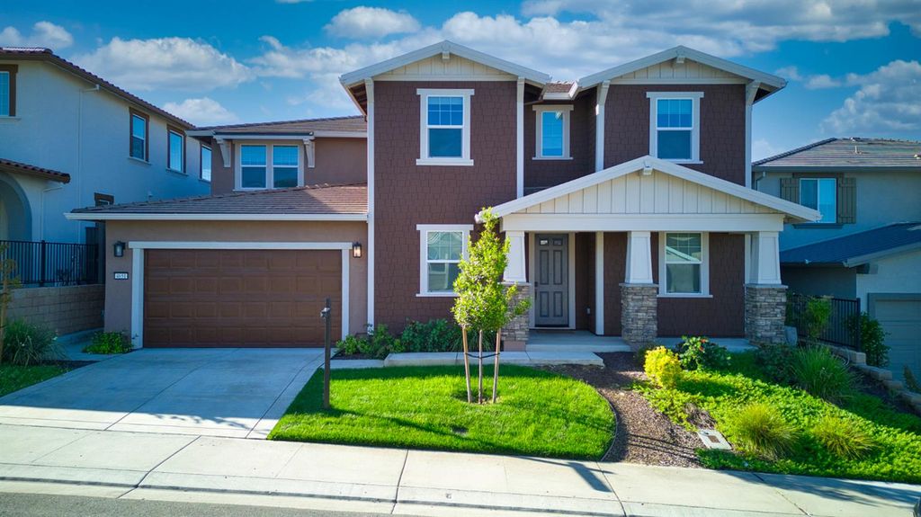 4651 Scenic Vista Dr, Folsom, CA 95630
