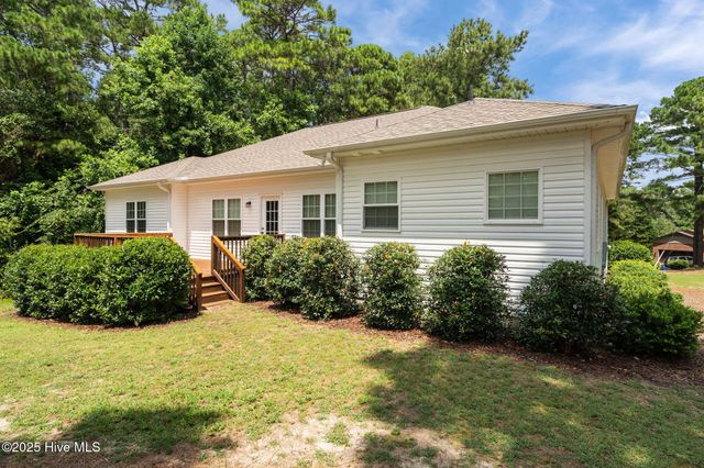 27 Pine Lake Drive, Whispering Pines, NC 28327
