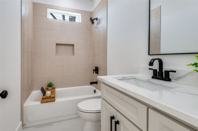 99 Kay Lane, Westworth Village, TX 76114