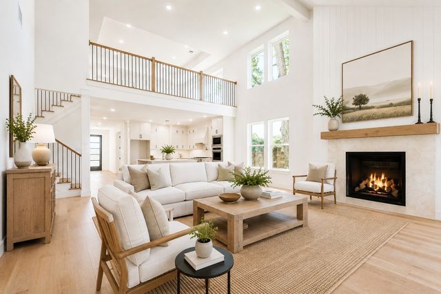 99 Kay Lane, Westworth Village, TX 76114