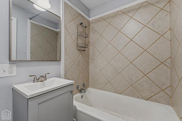 2206 Glenwood Drive, Jonesboro, AR 72401