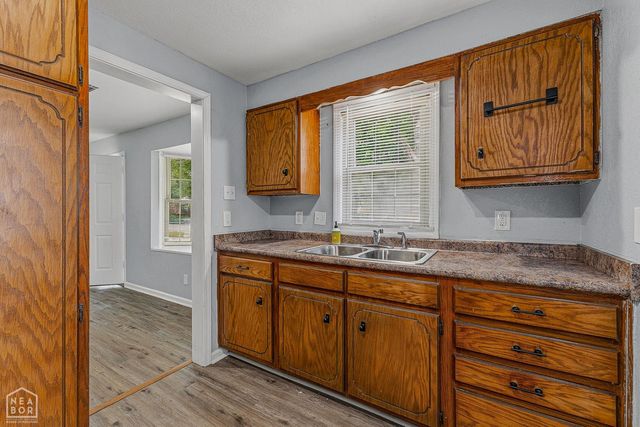 2206 Glenwood Drive, Jonesboro, AR 72401