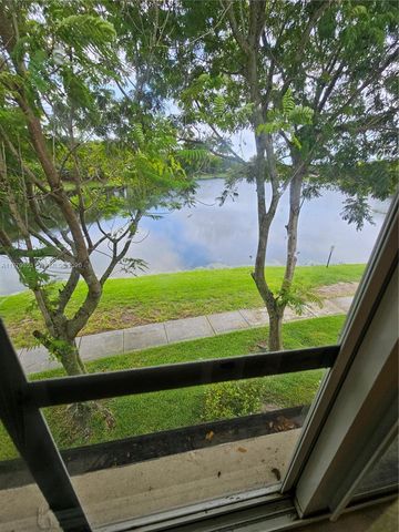 2014 Marsh Harbor Dr, Riviera Beach, FL 33404