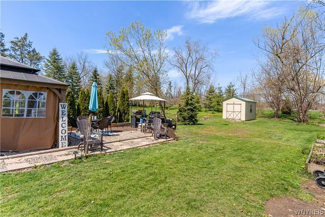 71 Sunset Drive, Wheatfield, NY 14304
