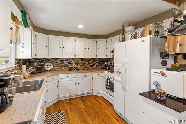 71 Sunset Drive, Wheatfield, NY 14304