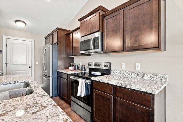 2616 6th Avenue SW, Altoona, IA 50009