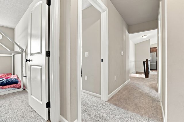 2616 6th Avenue SW, Altoona, IA 50009