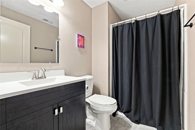 2616 6th Avenue SW, Altoona, IA 50009
