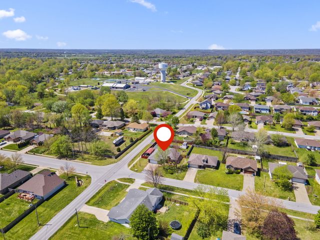 5363 Cloverdale Lane, Battlefield, MO 65619