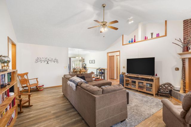 5363 Cloverdale Lane, Battlefield, MO 65619