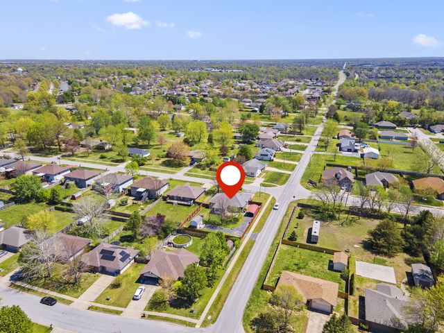 5363 Cloverdale Lane, Battlefield, MO 65619