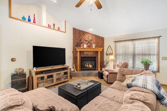 5363 Cloverdale Lane, Battlefield, MO 65619