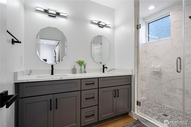 8522 23rd Avenue NE, Seattle, WA 98115