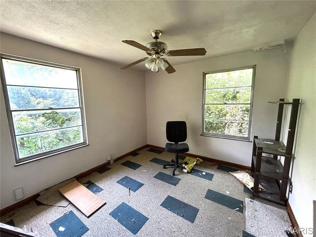 1823 N Belt, Belleville, IL 62221