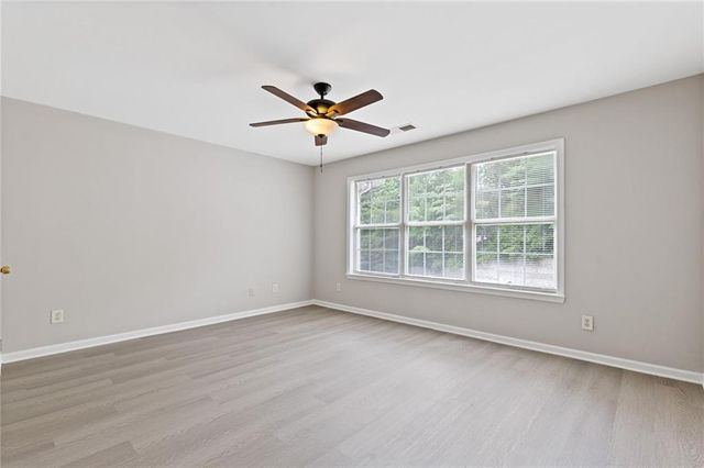 1607 Jackson Trace Court NW, Atlanta, GA 30318