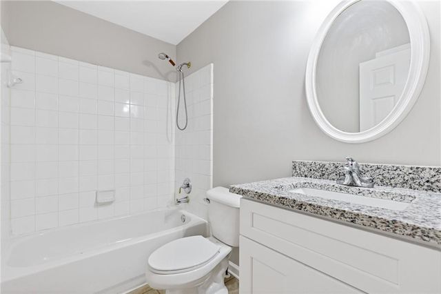 1607 Jackson Trace Court NW, Atlanta, GA 30318