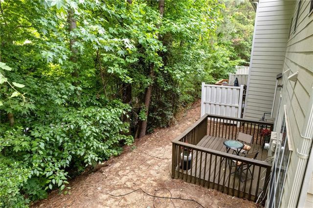 1607 Jackson Trace Court NW, Atlanta, GA 30318
