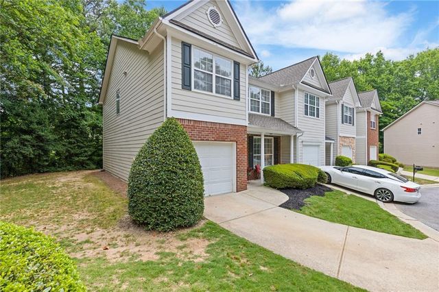 1607 Jackson Trace Court NW, Atlanta, GA 30318