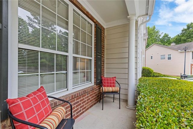 1607 Jackson Trace Court NW, Atlanta, GA 30318
