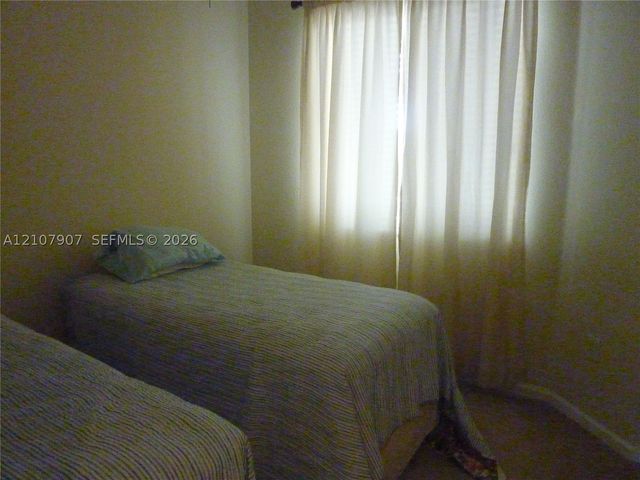3500 Oaks Clubhouse Dr 308, Pompano Beach, FL 33069