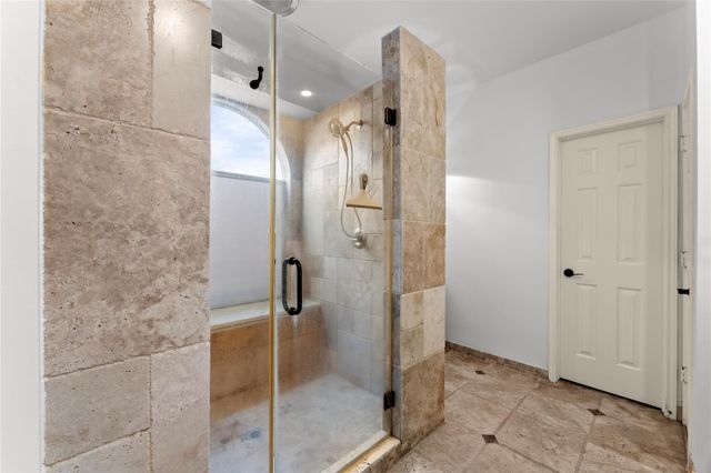 2922 Travick Lane, Houston, TX 77073