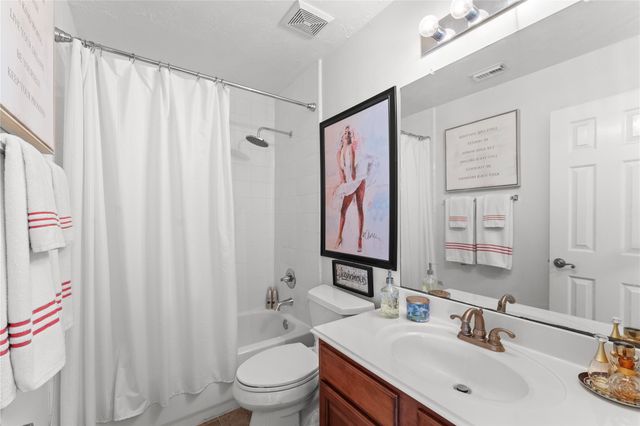 2922 Travick Lane, Houston, TX 77073