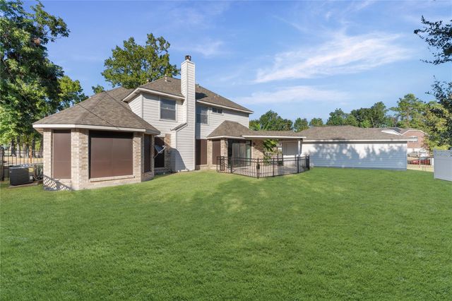 2922 Travick Lane, Houston, TX 77073