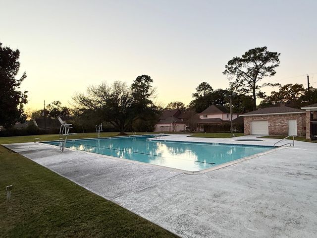 2922 Travick Lane, Houston, TX 77073