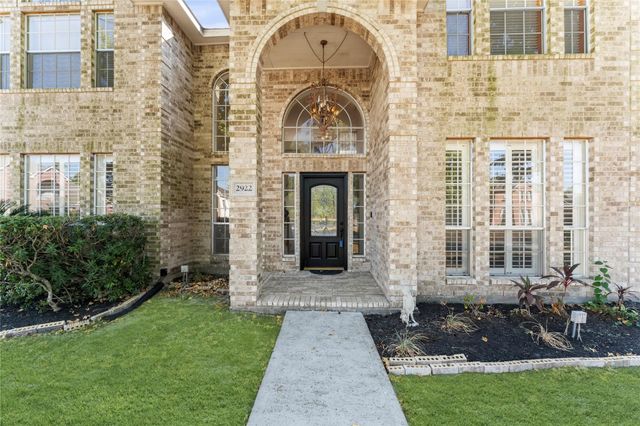 2922 Travick Lane, Houston, TX 77073