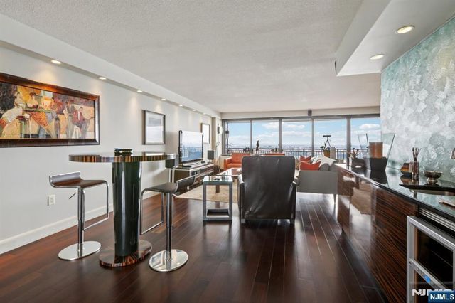 1500 Palisade Avenue 27C, Fort Lee, NJ 07024