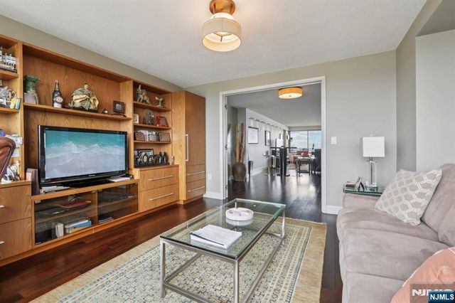 1500 Palisade Avenue 27C, Fort Lee, NJ 07024