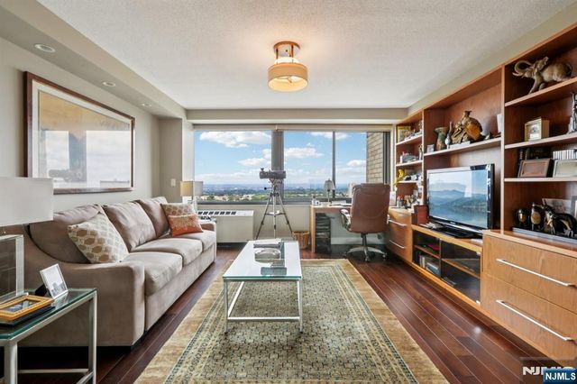 1500 Palisade Avenue 27C, Fort Lee, NJ 07024