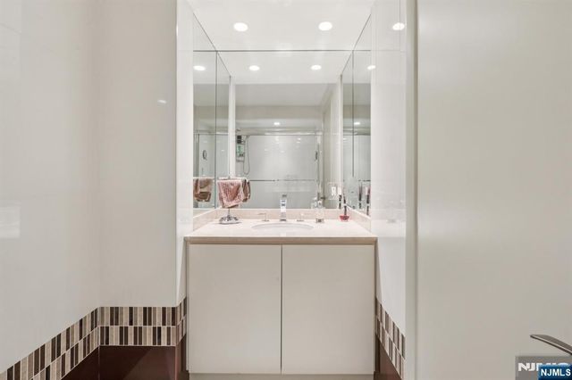 1500 Palisade Avenue 27C, Fort Lee, NJ 07024