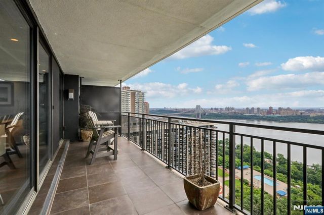 1500 Palisade Avenue 27C, Fort Lee, NJ 07024