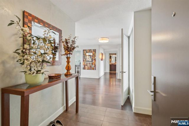 1500 Palisade Avenue 27C, Fort Lee, NJ 07024