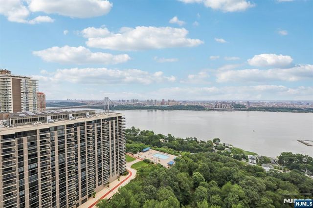 1500 Palisade Avenue 27C, Fort Lee, NJ 07024