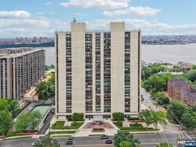 1500 Palisade Avenue 27C, Fort Lee, NJ 07024