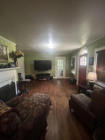 213 May Street, Walterboro, SC 29488