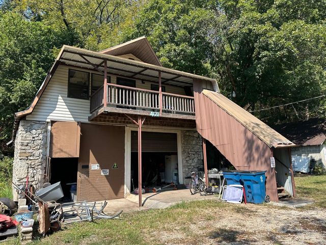 4670 S Duquesne Road, Joplin, MO 64804