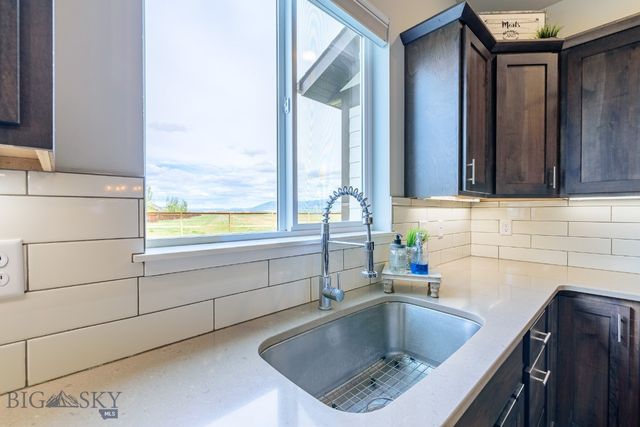 1514 Twodot Lane, Belgrade, MT 59714