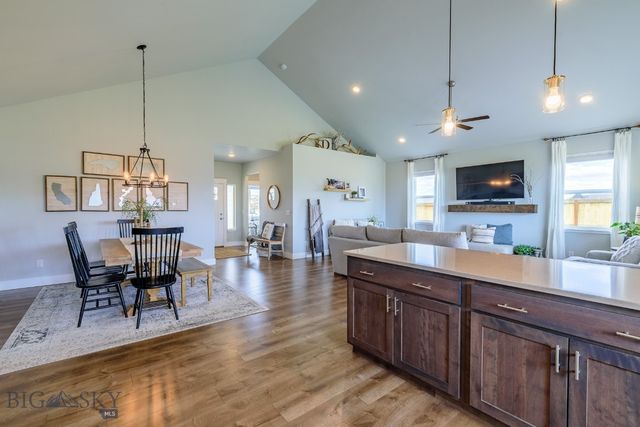 1514 Twodot Lane, Belgrade, MT 59714