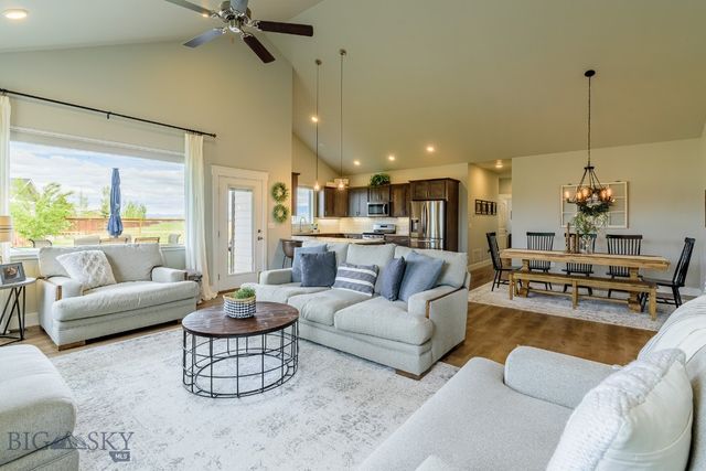 1514 Twodot Lane, Belgrade, MT 59714