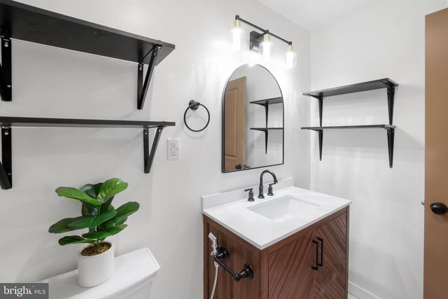 14001 WESTMEATH DR #B, Laurel, MD 20707