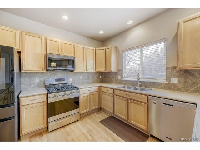 10093 Eagle Valley Way, Highlands Ranch, CO 80129